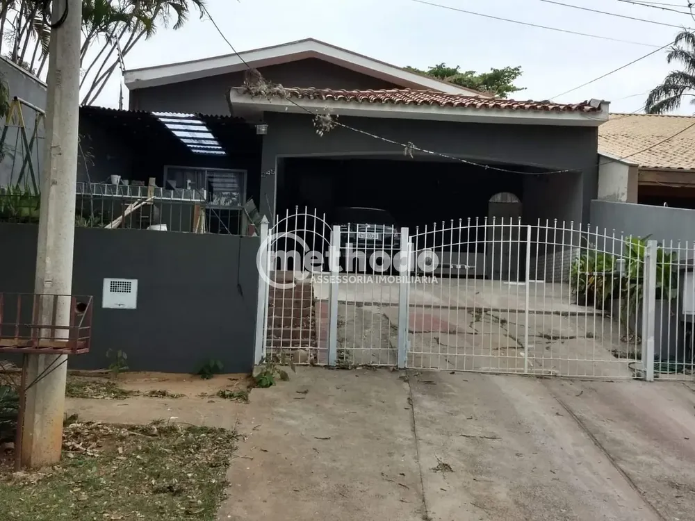 Casa, 3 quartos, 215 m² - Foto 1