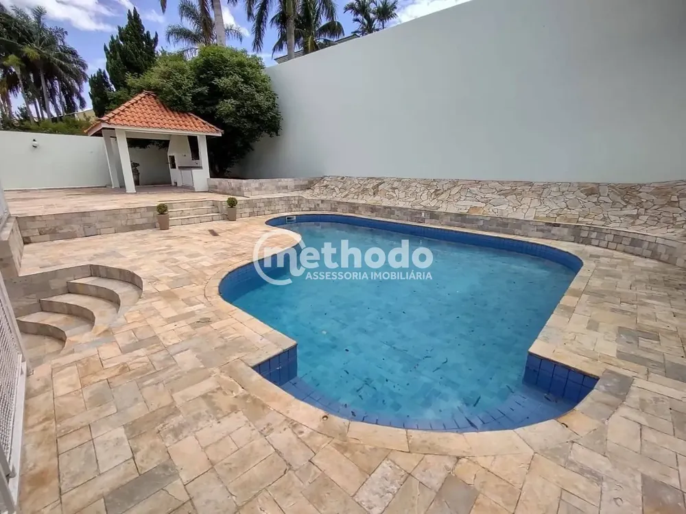 Casa, 4 quartos, 737 m² - Foto 2