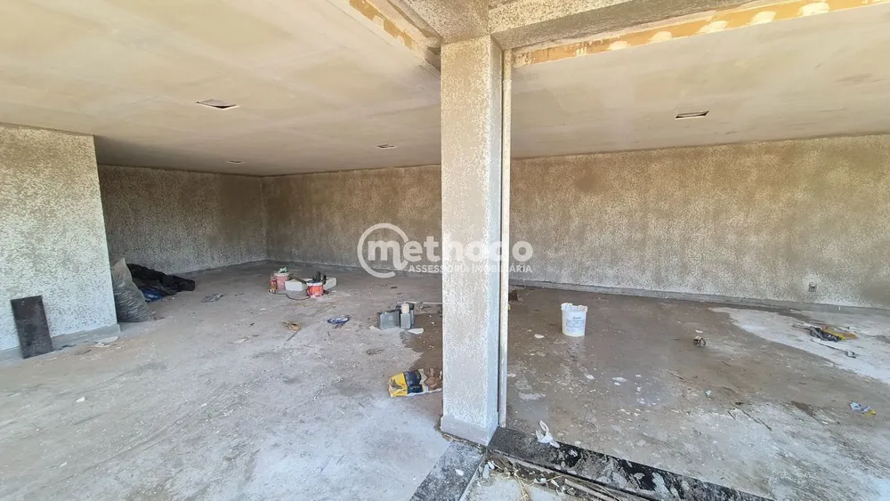 Casa, 4 quartos, 570 m² - Foto 1