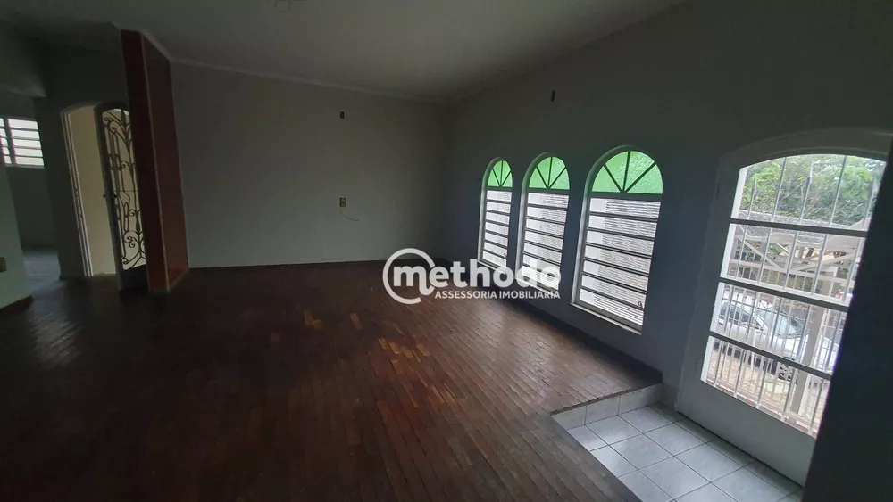 Casa à venda com 4 quartos, 209m² - Foto 8