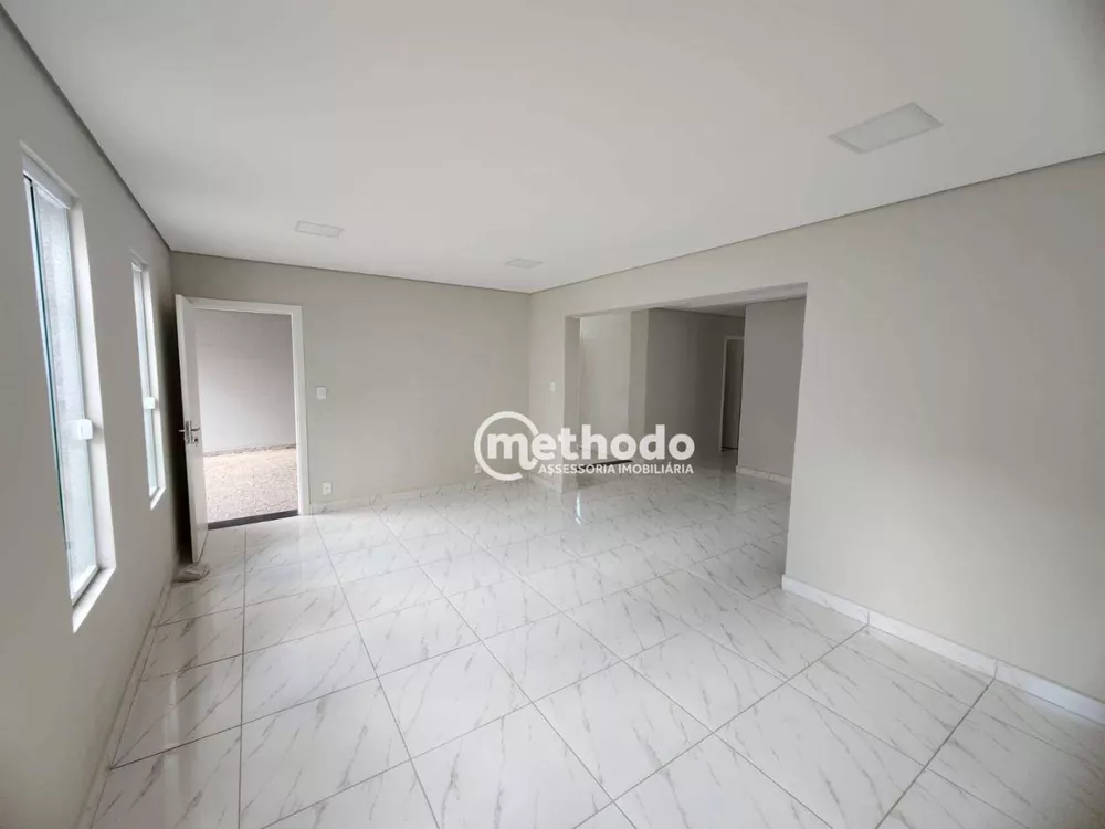 Casa à venda com 3 quartos, 160m² - Foto 3