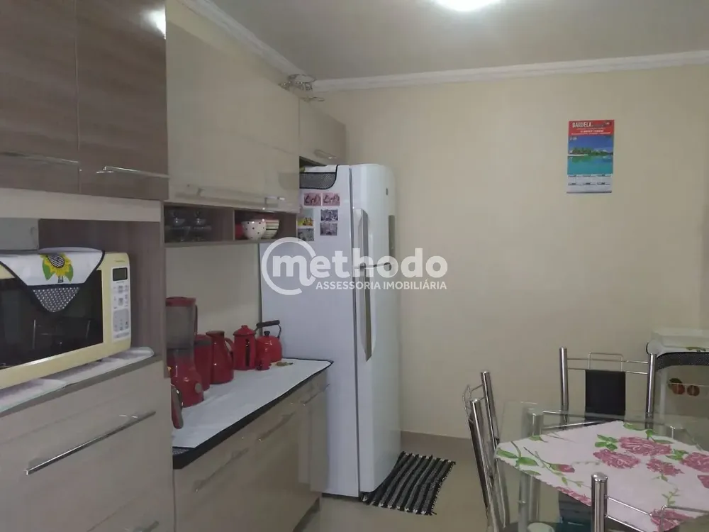 Casa, 3 quartos, 217 m² - Foto 1