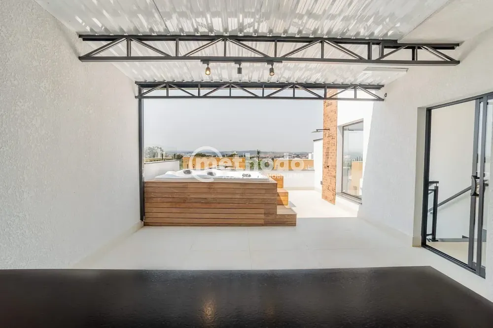 Casa, 3 quartos, 232 m² - Foto 2