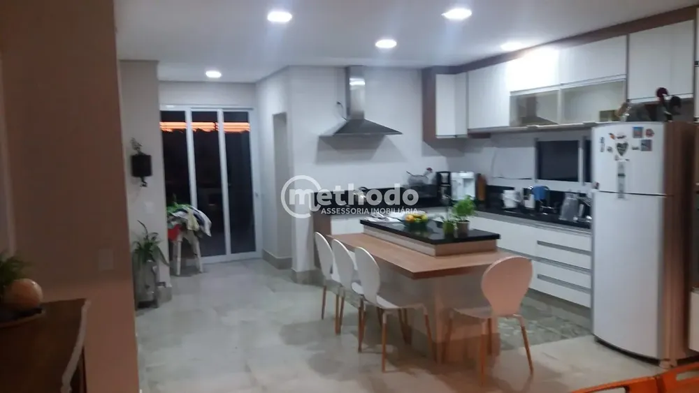 Casa, 3 quartos, 205 m² - Foto 2
