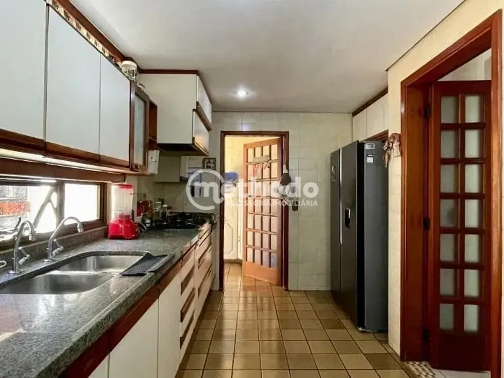 Casa, 4 quartos, 208 m² - Foto 2