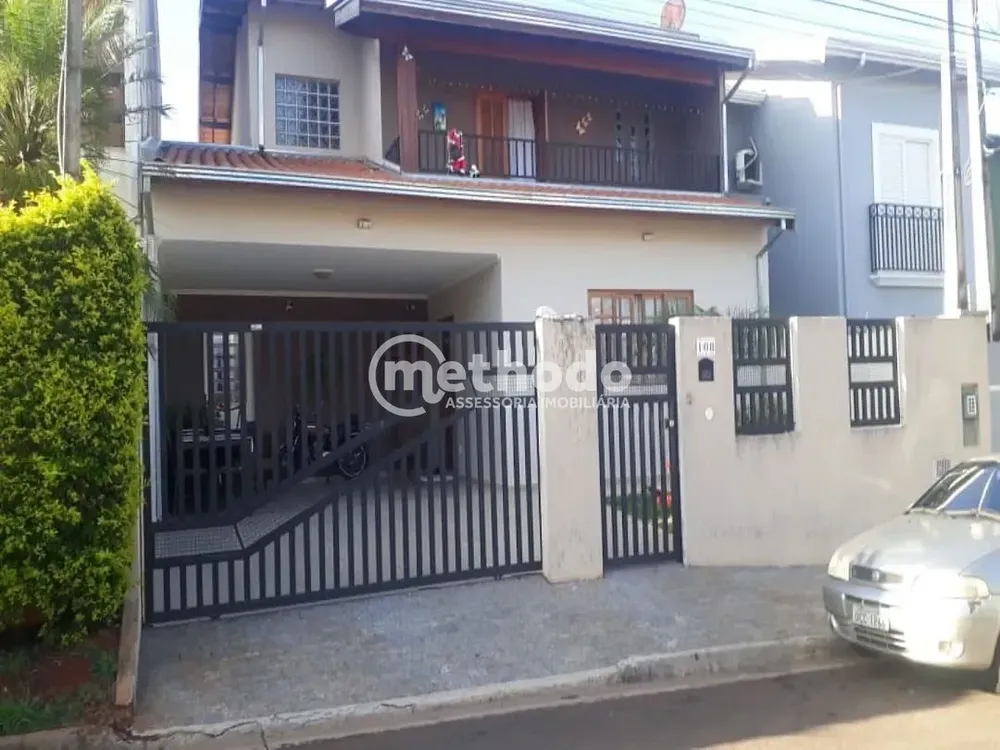 Casa, 3 quartos, 217 m² - Foto 1