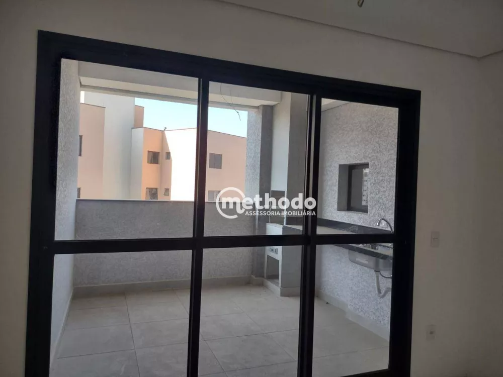 Apartamento à venda com 3 quartos, 79m² - Foto 1