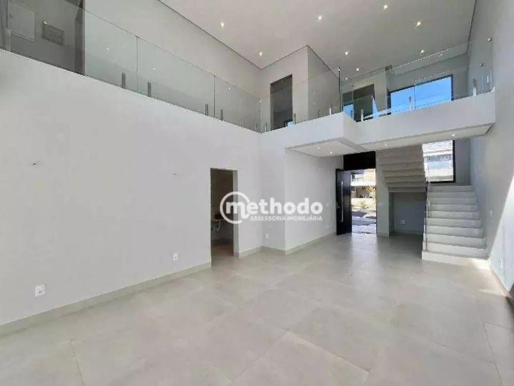 Casa de Condomínio à venda com 3 quartos, 249m² - Foto 2