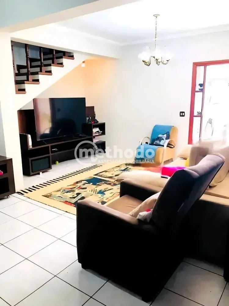 Casa, 3 quartos, 304 m² - Foto 1