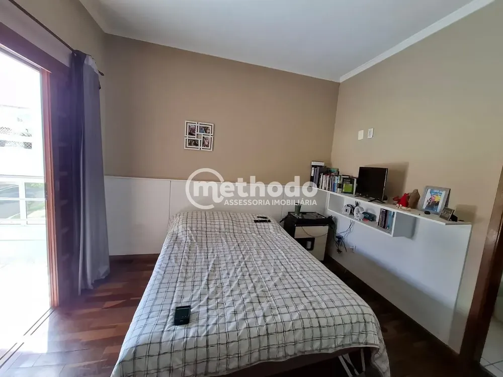 Casa, 3 quartos, 230 m² - Foto 1