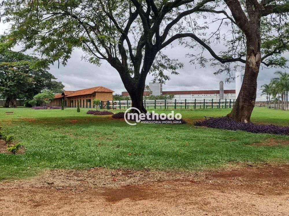 Loteamento e Condomínio, 900 m² - Foto 2