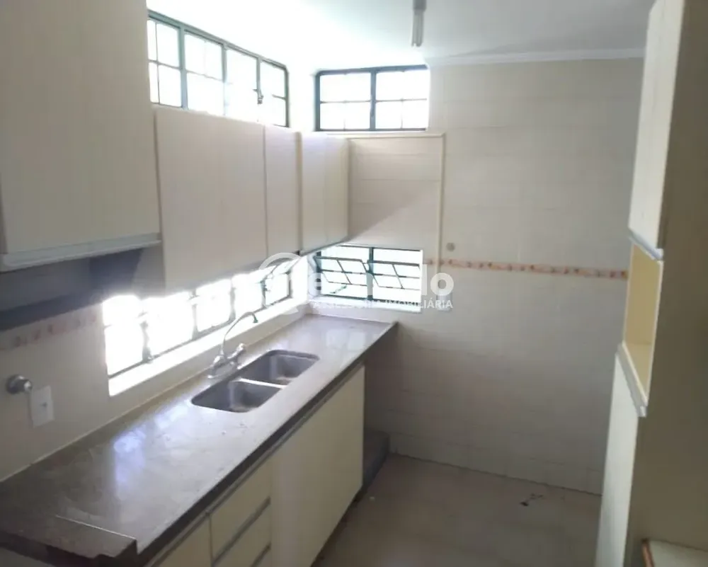 Casa, 4 quartos, 350 m² - Foto 3