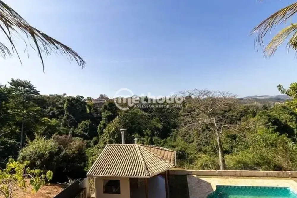 Casa, 3 quartos, 298 m² - Foto 1