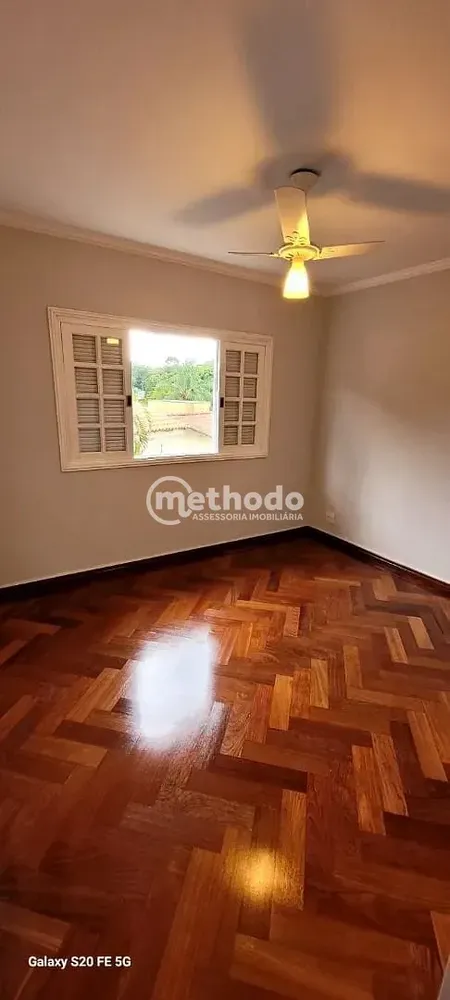 Casa, 3 quartos, 214 m² - Foto 1