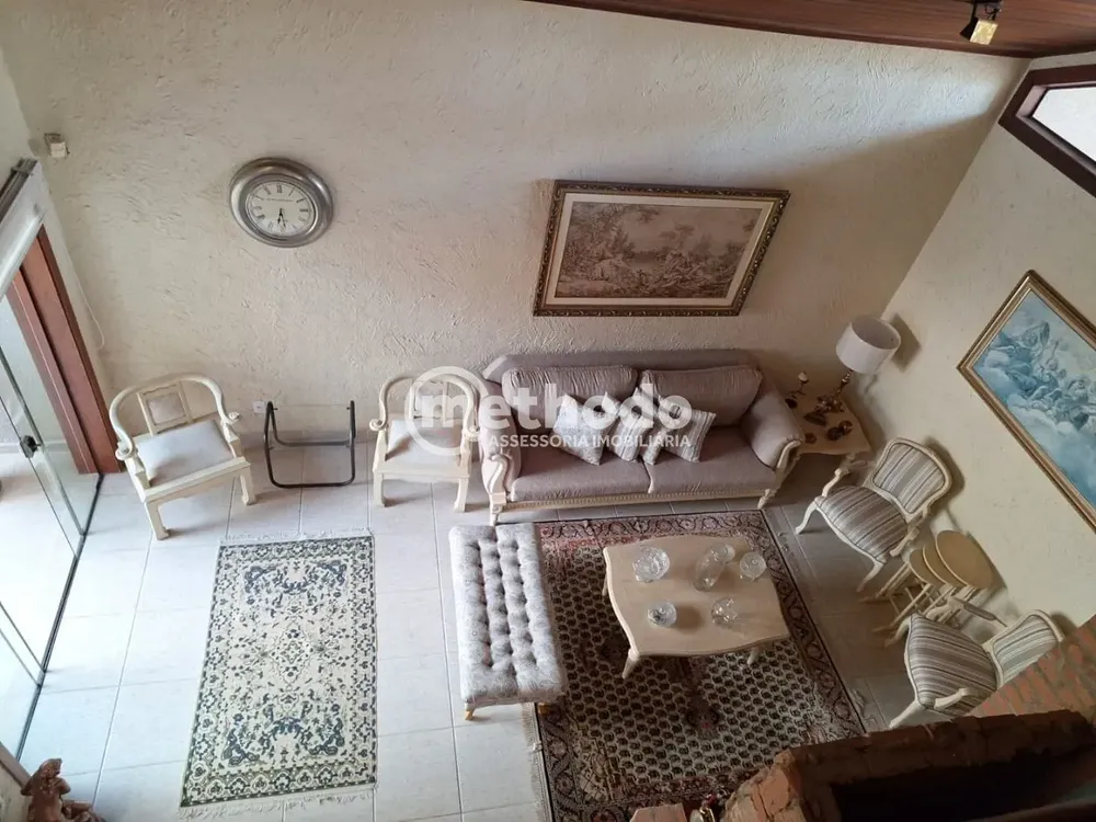 Casa, 3 quartos, 200 m² - Foto 1