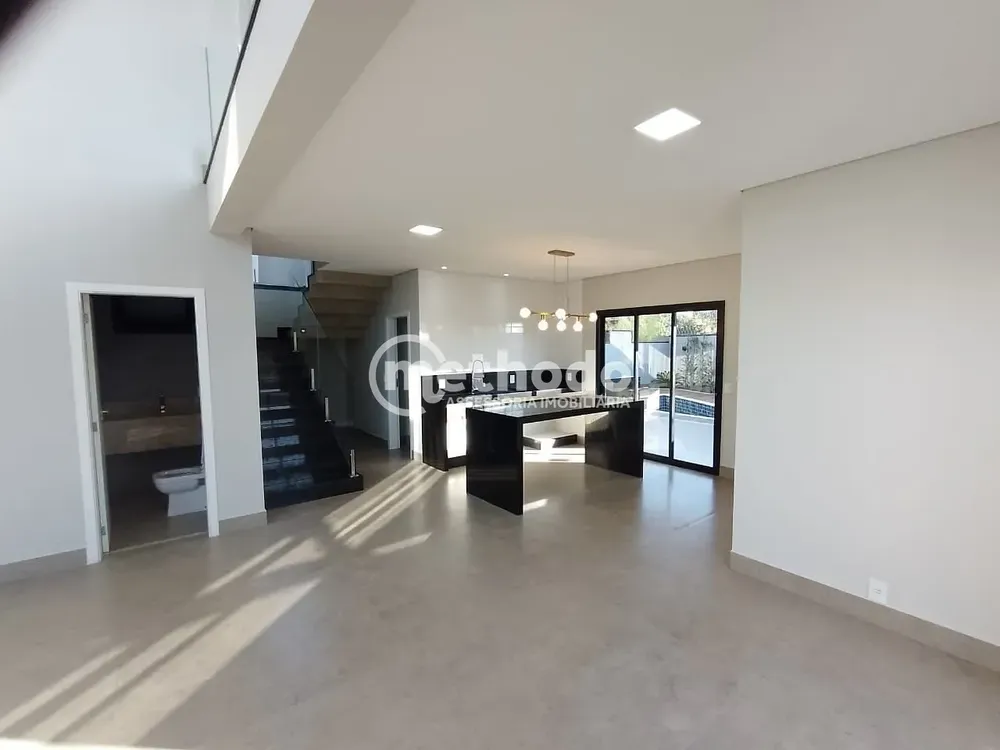 Casa, 3 quartos, 230 m² - Foto 1