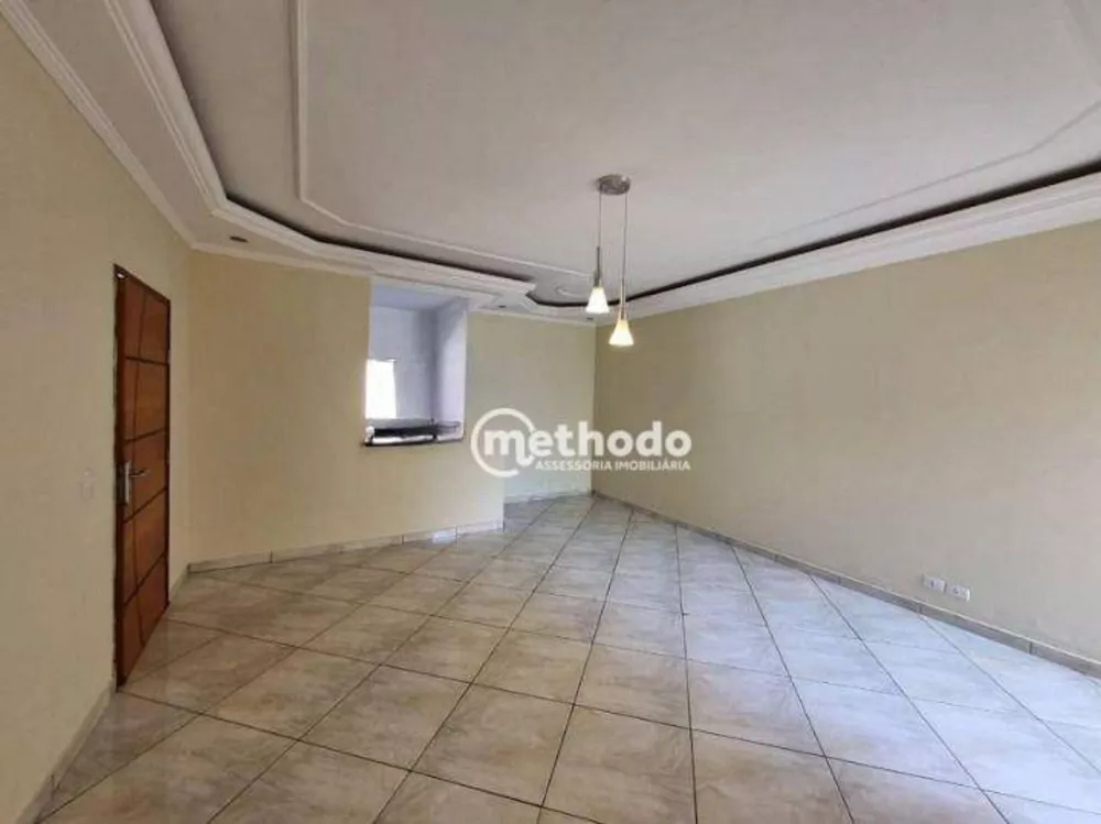 Casa à venda com 3 quartos, 120m² - Foto 2