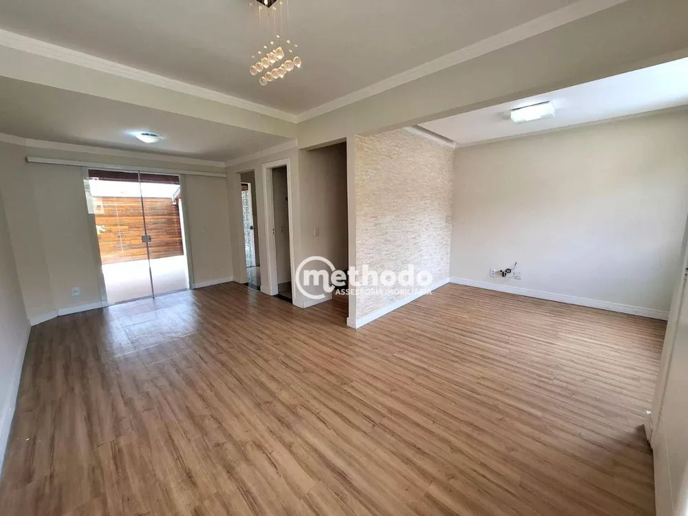 Casa de Condomínio à venda e aluguel com 3 quartos, 110m² - Foto 1