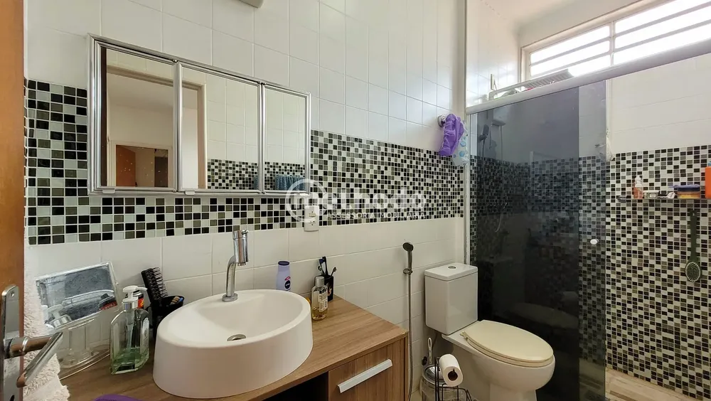 Casa, 3 quartos, 265 m² - Foto 2