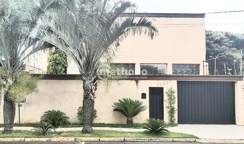Casa, 1 quarto, 254 m² - Foto 3