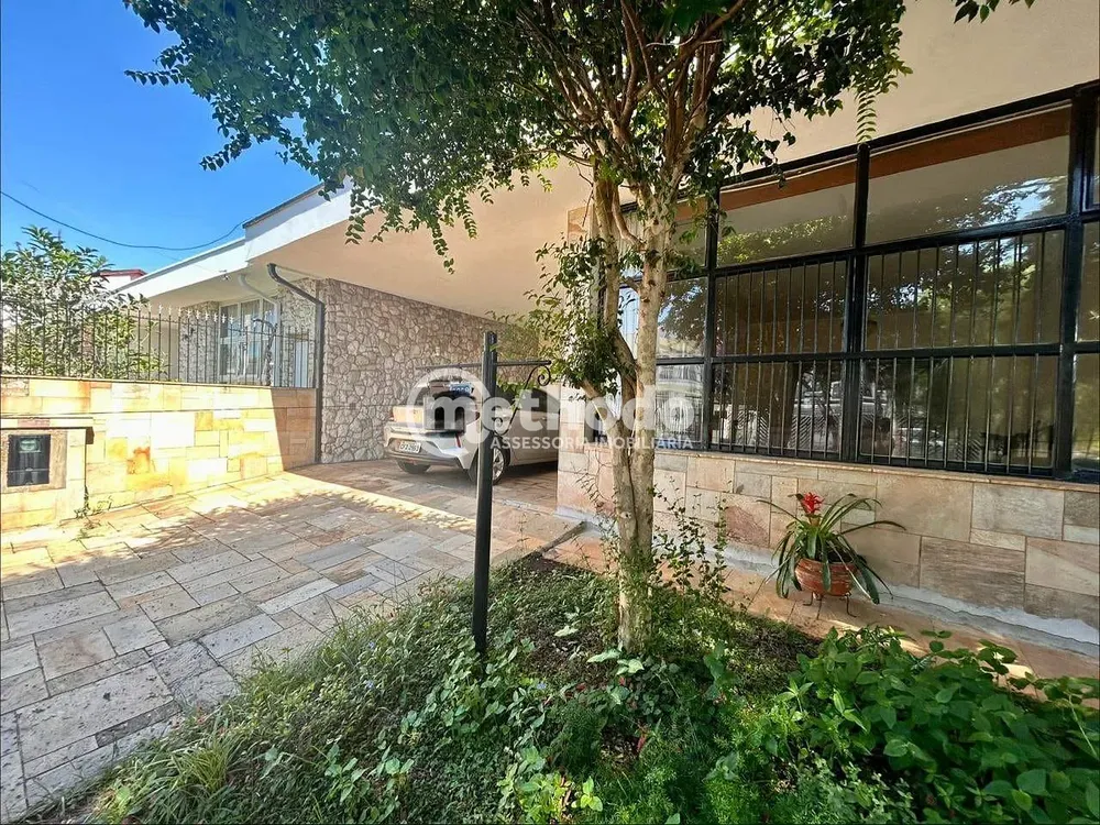 Casa, 3 quartos, 326 m² - Foto 1
