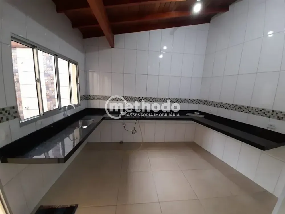 Casa, 4 quartos, 195 m² - Foto 1