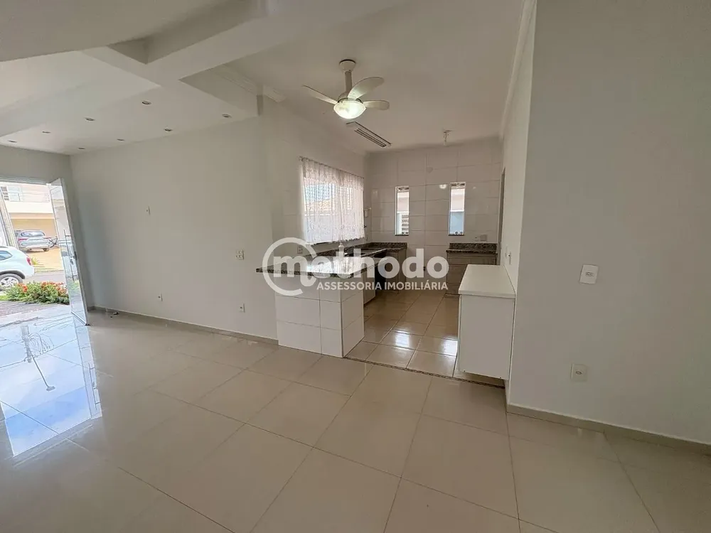 Casa, 4 quartos, 248 m² - Foto 2