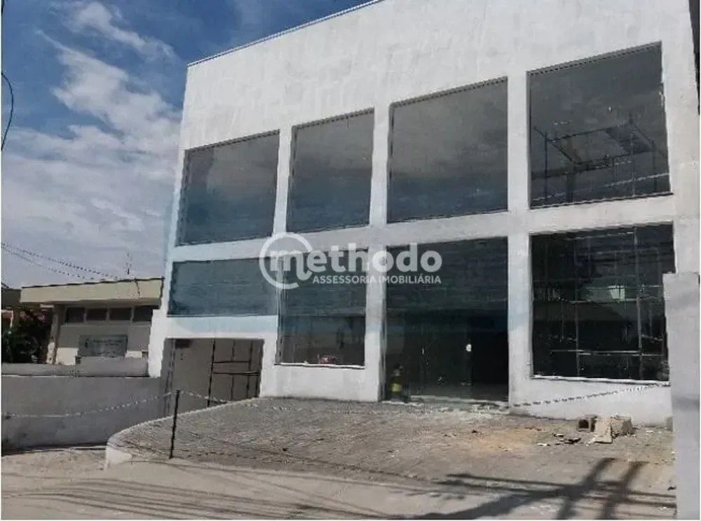 Loja-Salão, 749 m² - Foto 1