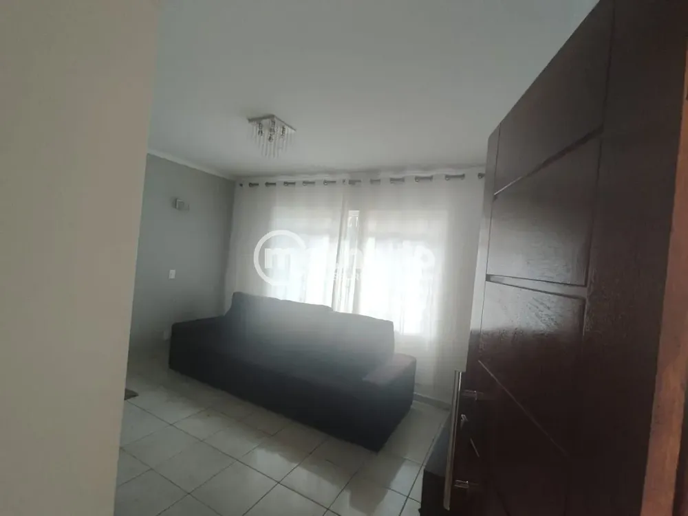 Casa, 3 quartos, 240 m² - Foto 1