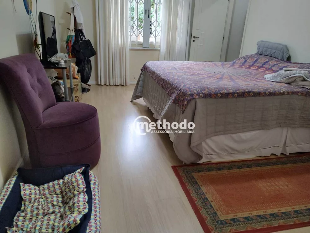 Casa à venda com 3 quartos, 267m² - Foto 7