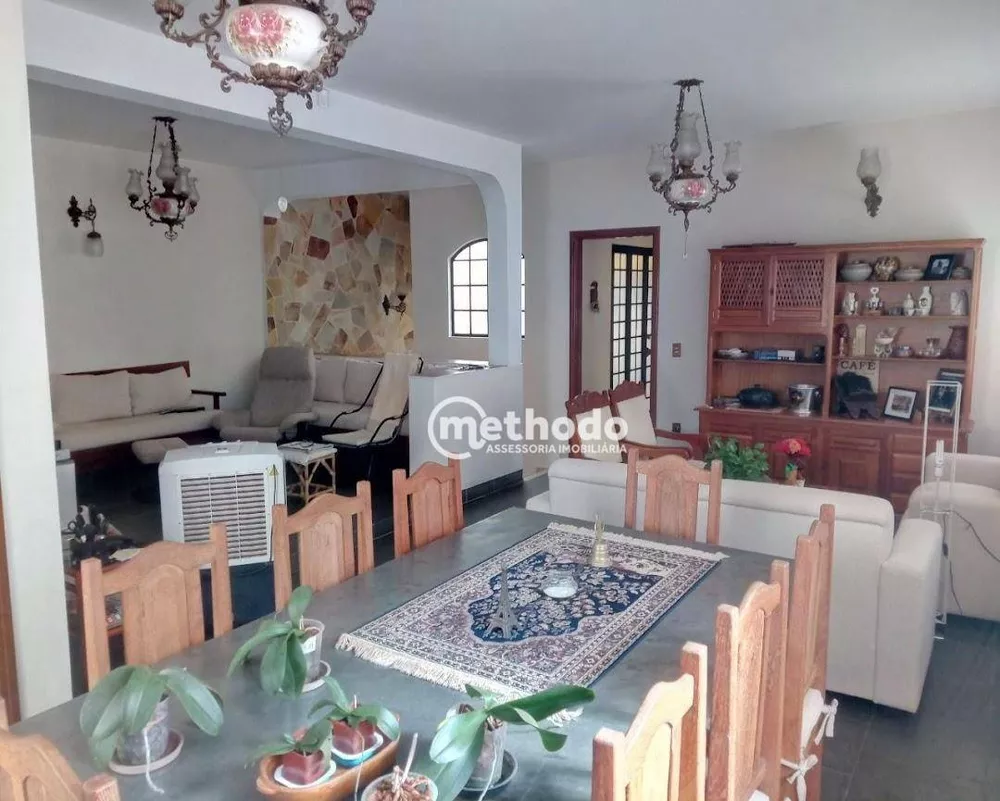 Sobrado à venda com 3 quartos, 345m² - Foto 2