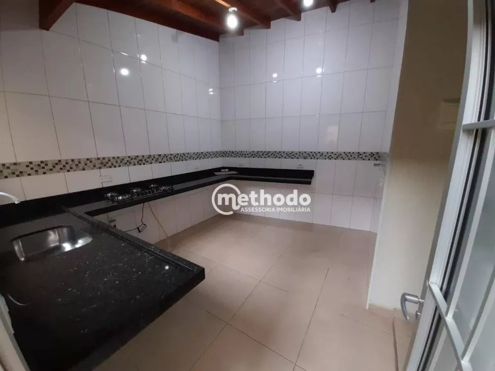 Casa de Condomínio à venda com 4 quartos, 195m² - Foto 2