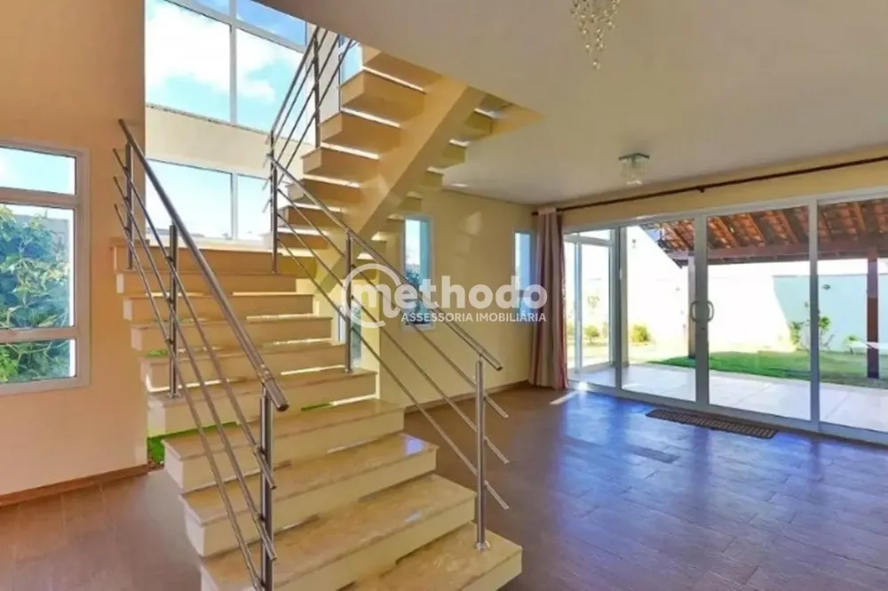 Casa, 3 quartos, 282 m² - Foto 1