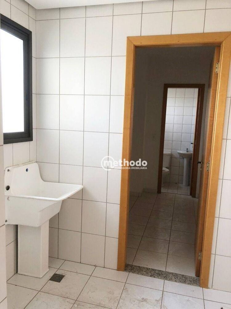 Apartamento à venda com 4 quartos, 137m² - Foto 2