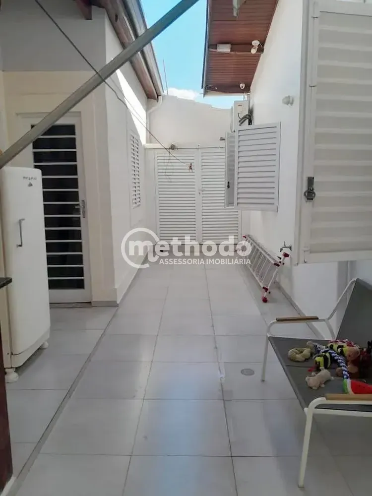 Casa, 3 quartos, 201 m² - Foto 1