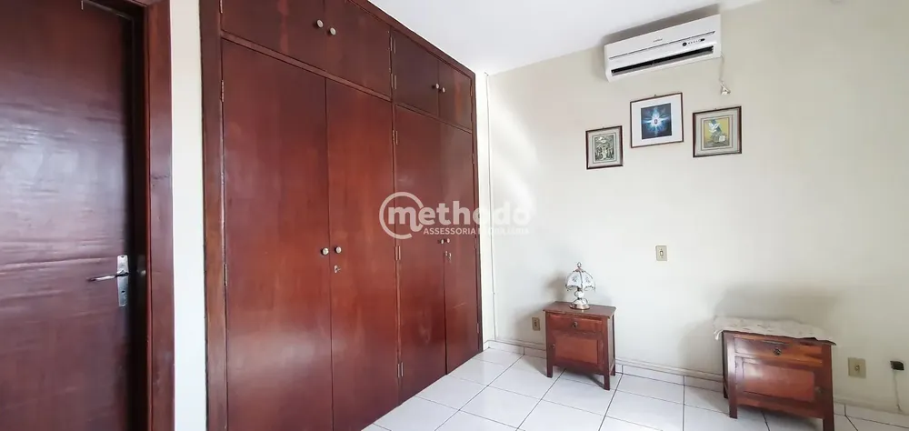 Casa, 3 quartos, 244 m² - Foto 3