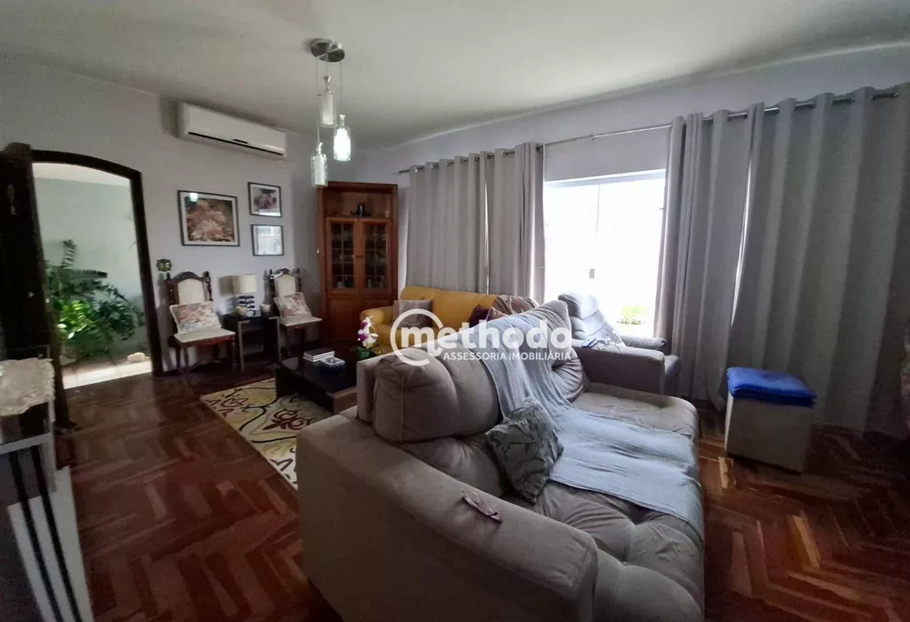 Casa à venda com 3 quartos, 190m² - Foto 4