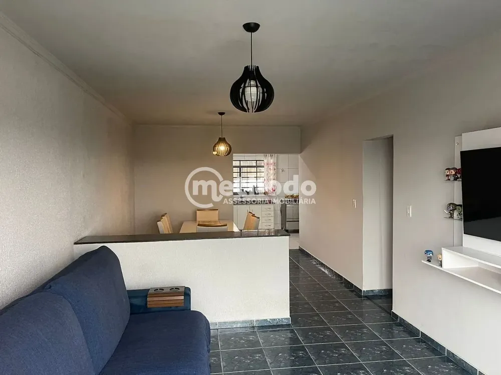 Casa, 3 quartos, 250 m² - Foto 3