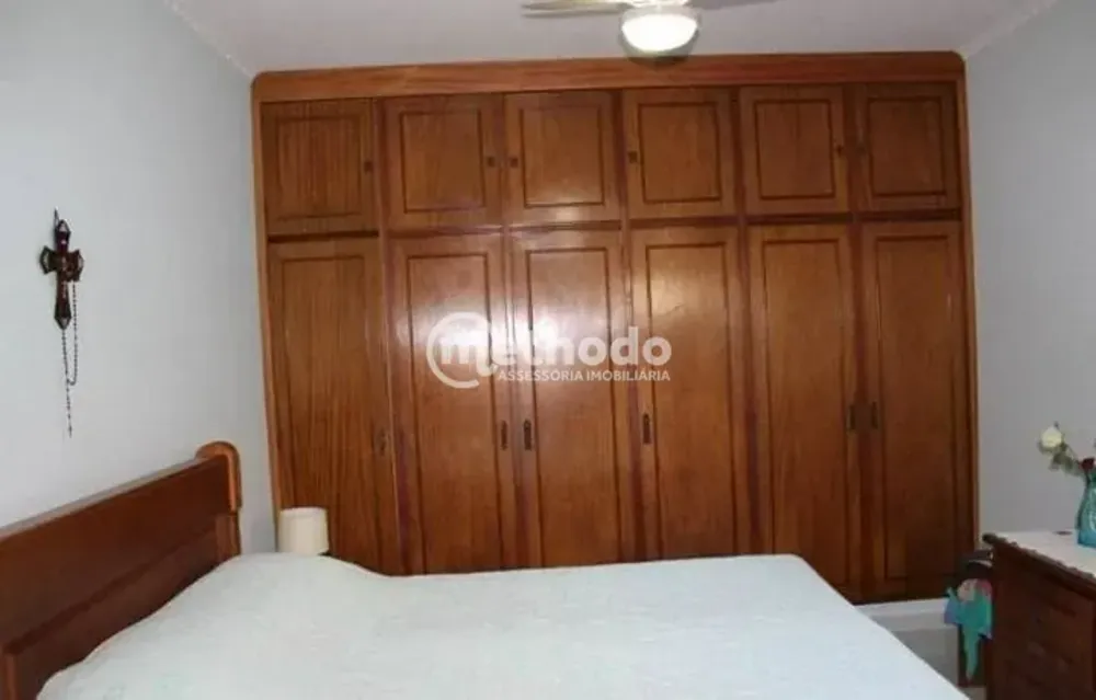 Casa, 3 quartos, 201 m² - Foto 2