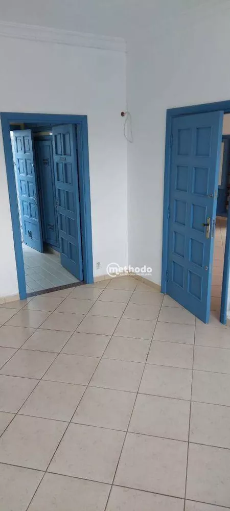 Casa à venda com 3 quartos, 250m² - Foto 3