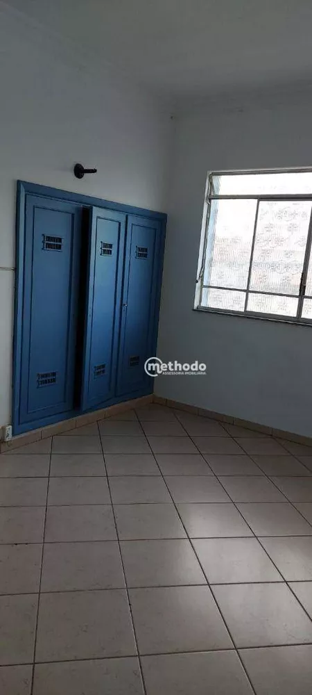 Casa à venda com 3 quartos, 250m² - Foto 4