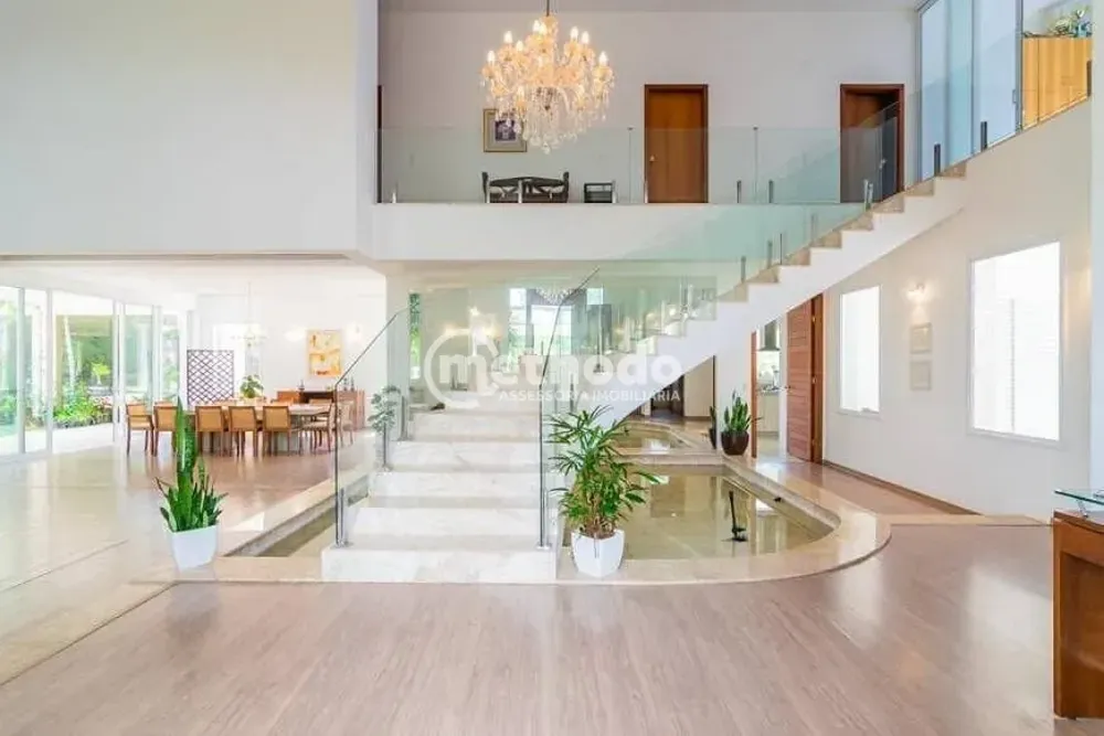 Casa, 4 quartos, 738 m² - Foto 1