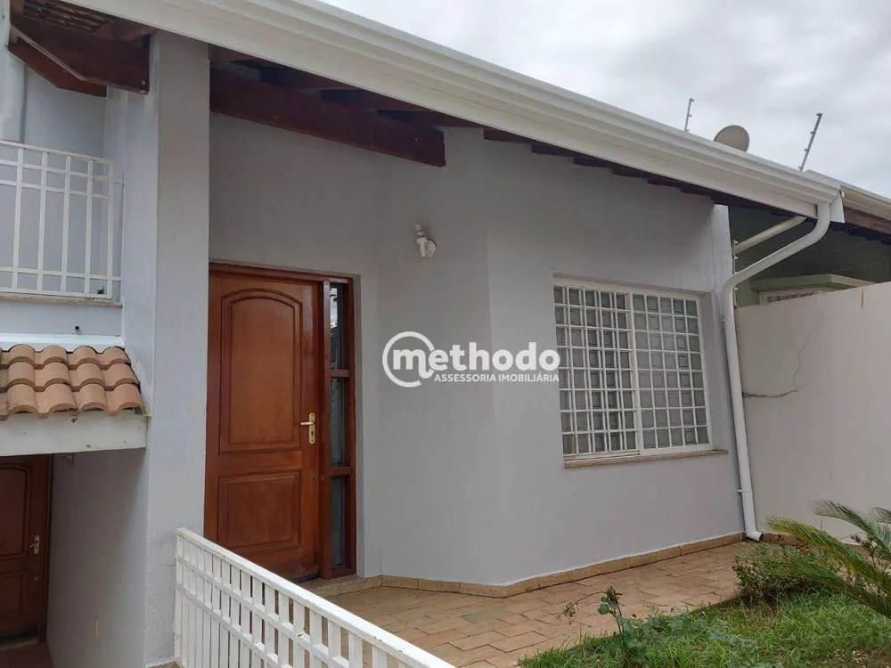 Casa à venda com 3 quartos, 420m² - Foto 2