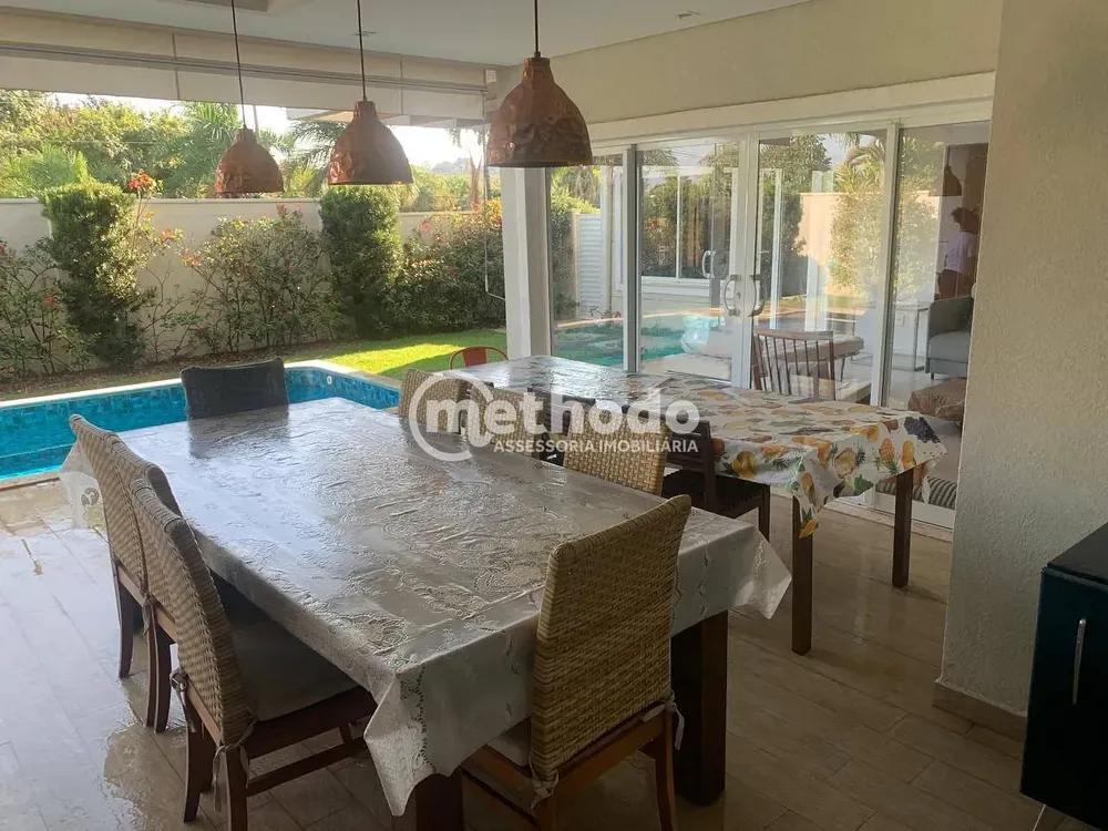 Casa, 3 quartos, 388 m² - Foto 1