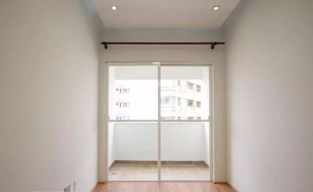 Apartamento à venda com 2 quartos, 72m² - Foto 4