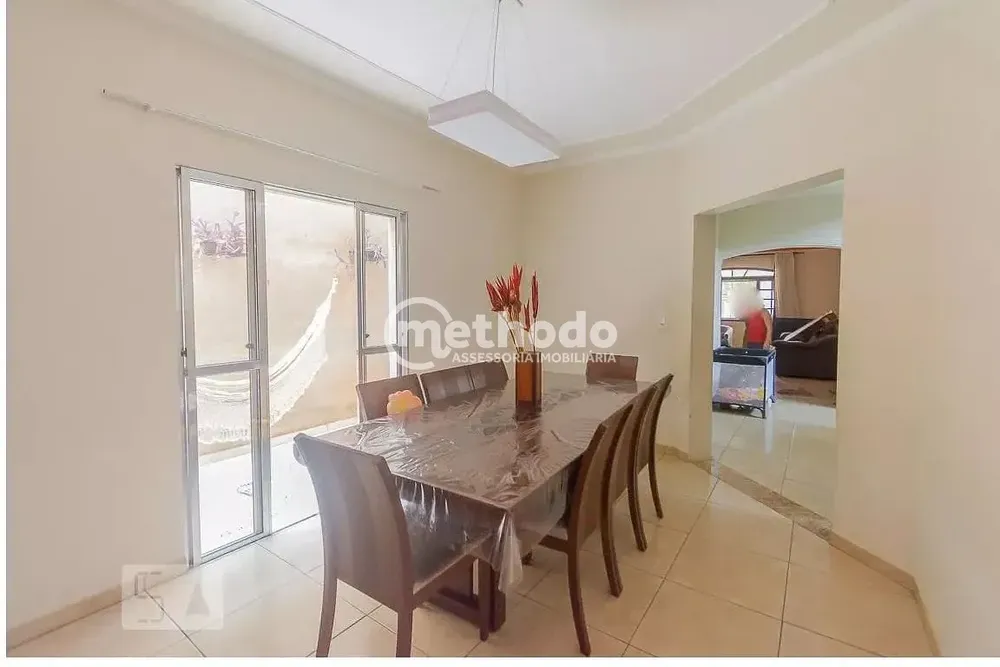 Casa, 4 quartos, 269 m² - Foto 1