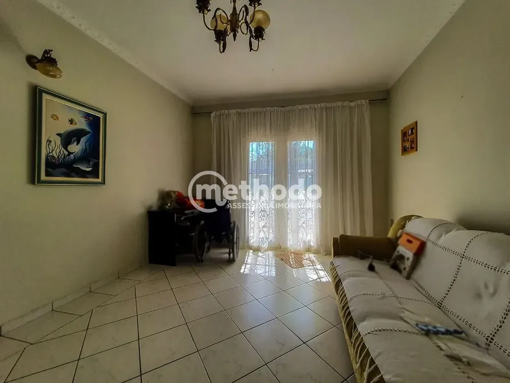Casa, 4 quartos, 444 m² - Foto 1