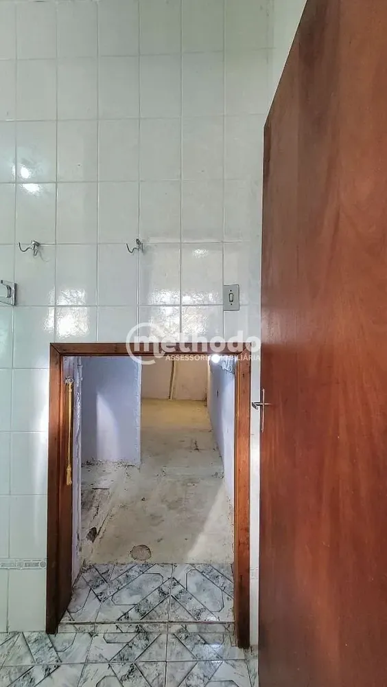 Casa, 6 quartos, 250 m² - Foto 3