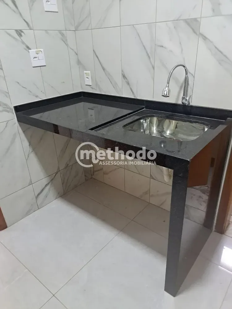 Casa, 4 quartos, 221 m² - Foto 2