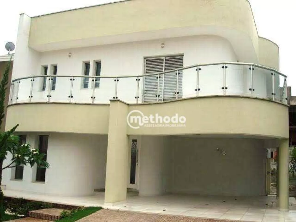 Casa de Condomínio à venda com 3 quartos, 330m² - Foto 1